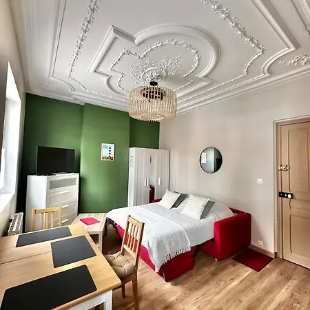 Constantine - Elegant With Private Parking Apartamento *